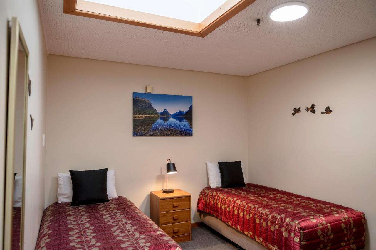 هاست Asure Aspiring Court Motel المظهر الخارجي الصورة